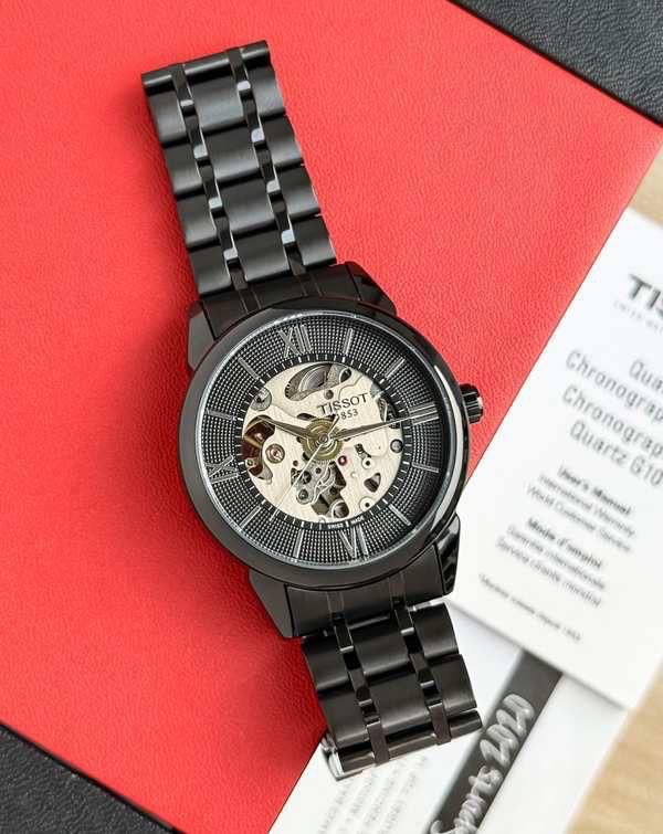 TISSOT ULTIMATE AUTOMATIC WATCH  CLASSIC LOOK